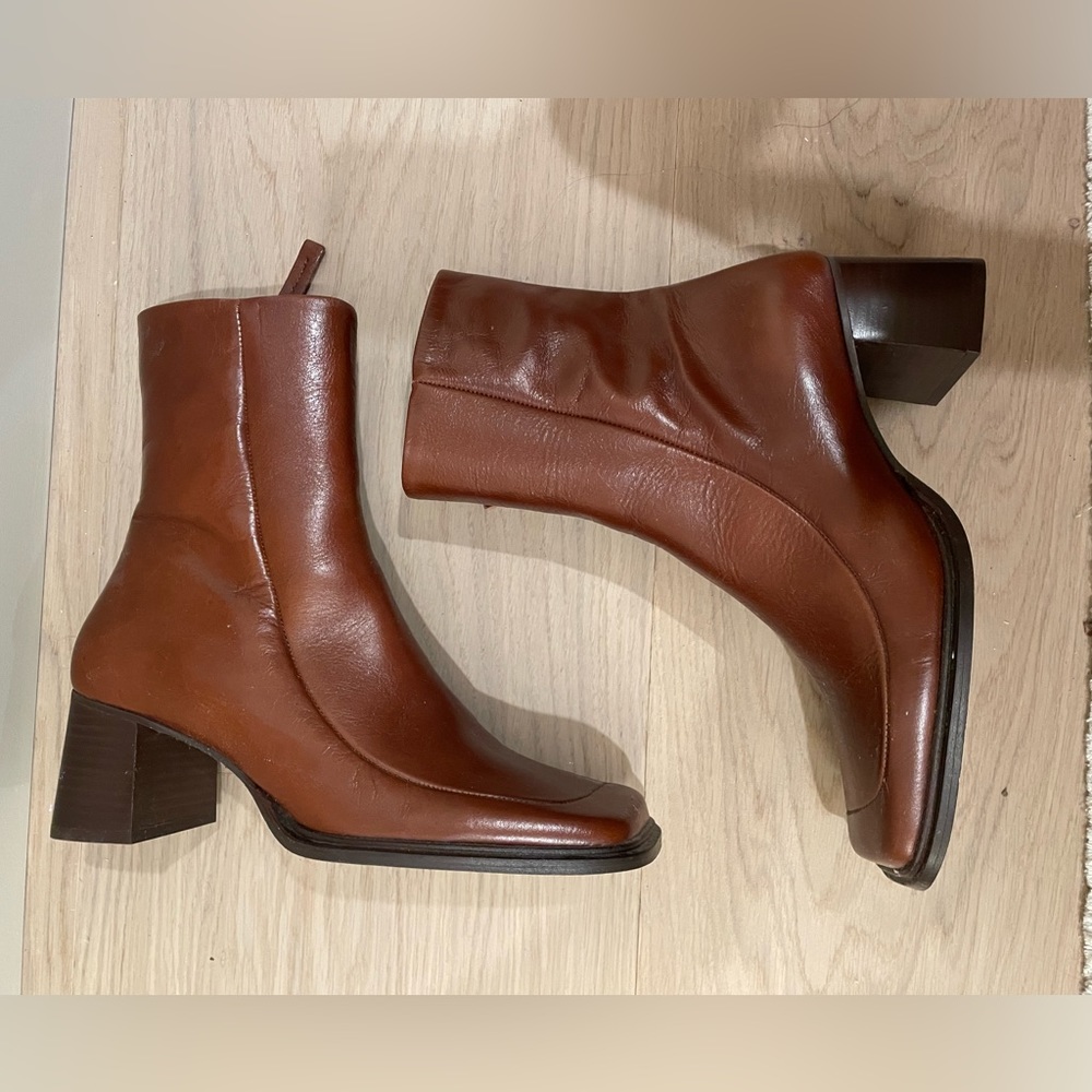Asos Women’s Leather Boots Made in Spain Square Toe Sz 6 UK - Picture 2 of 5